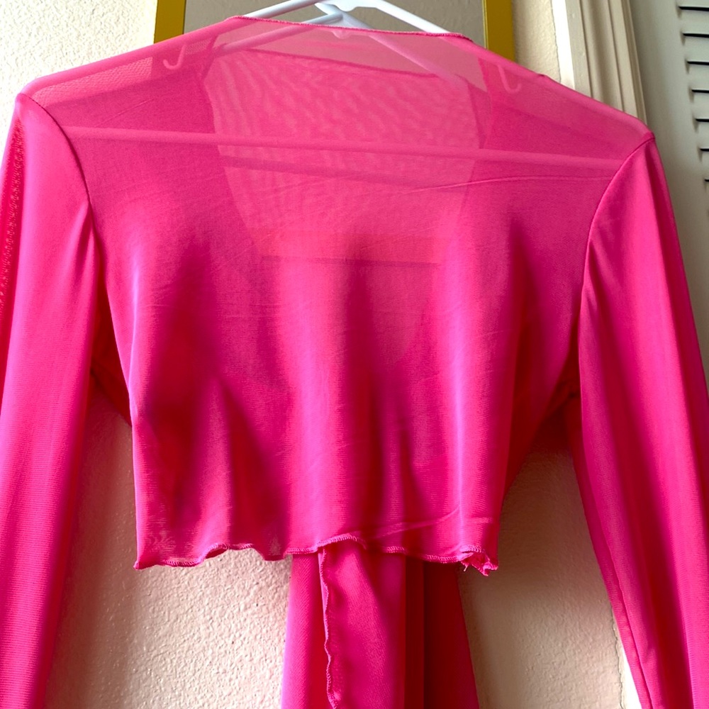 💖 Hot Pink Mesh Long Sleeve Top 💖 - Picture 2 of 6
